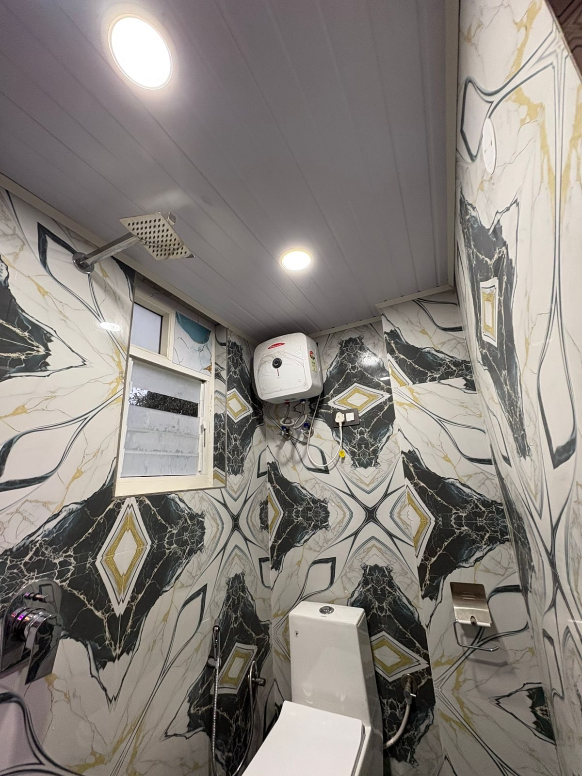 4BHK bathroom