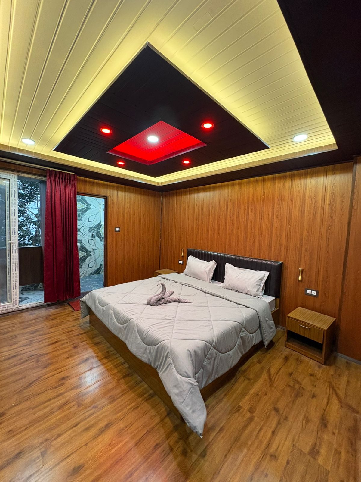4BHK homestay bedroom